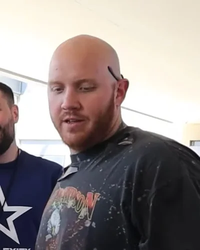 TimTheTatman, streamer partnered with Roobet